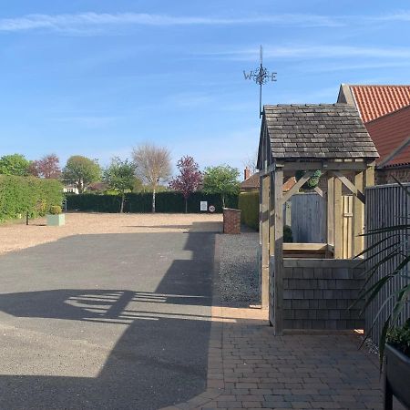 Meals Farm Holiday Cottages - The Stables North Somercotes Exterior foto